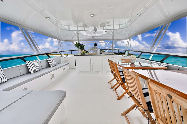 Charter Yacht BIRDY - Broward 110 - 4 Cabins - Nassau - Exumas - Bahamas