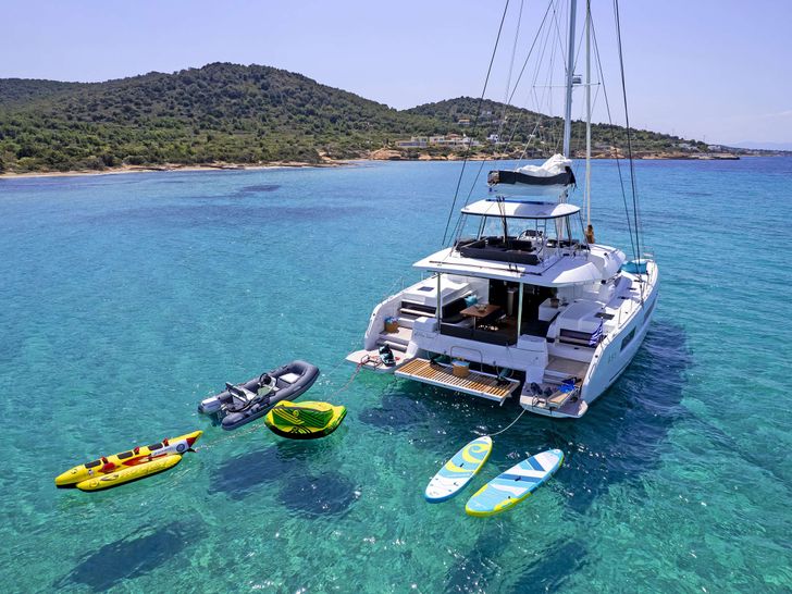 EFFIE STAR Lagoon 51 EFFIE STAR Lagoon 51