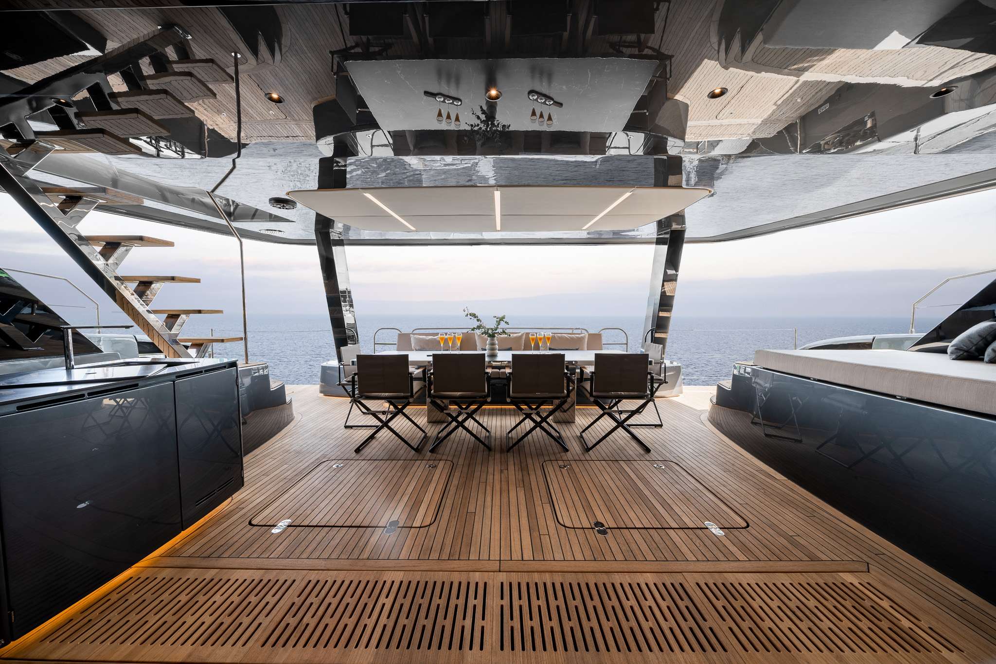 DOUBLE HAPPINESS Sunreef 60 Eco Power - aft deck alfresco dining area