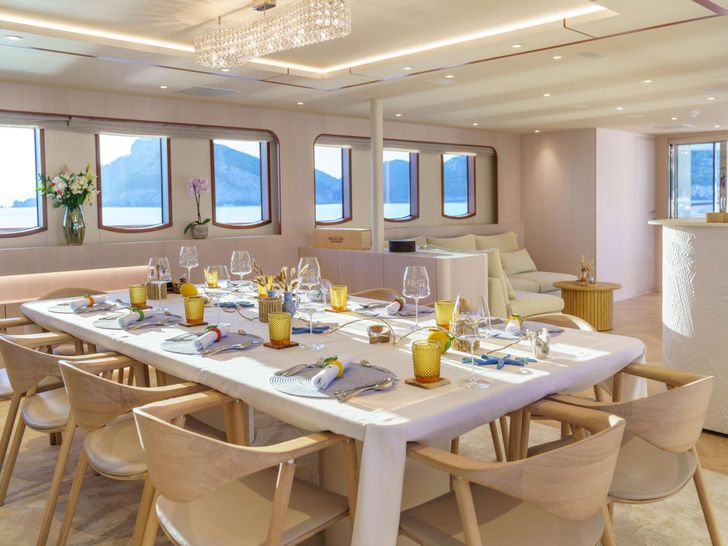 MAIA Custom Sailing Yacht 53m - dining set up MAIA Custom Sailing Yacht 53m - dining set up