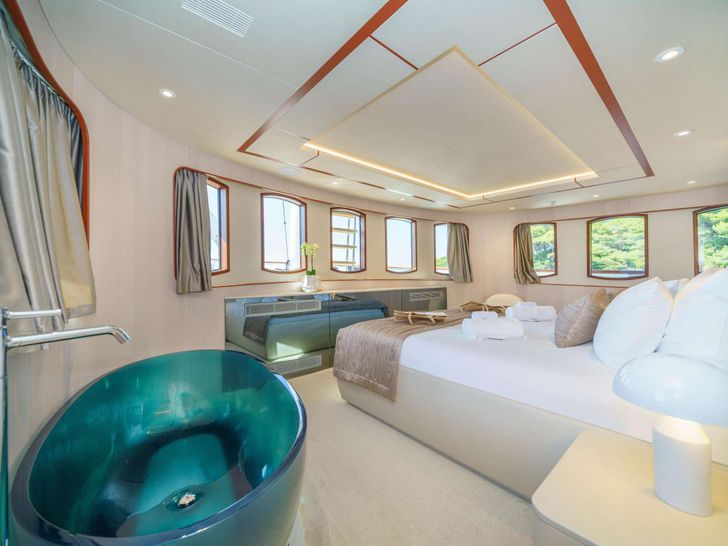 MAIA Custom Sailing Yacht 53m - master cabin MAIA Custom Sailing Yacht 53m - master cabin