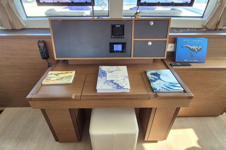 Charter Yacht SÉRÉNITÉ - Lagoon 52 - 4 Cabins - Marseille - Cannes - Monaco - St Tropez - French Riviera