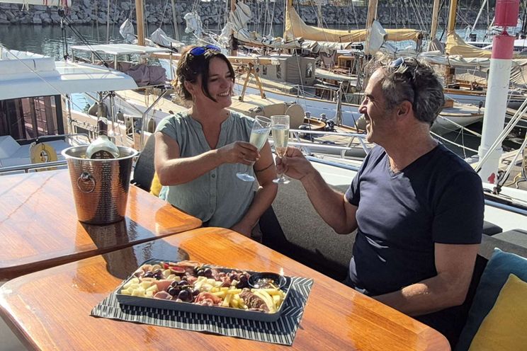 Charter Yacht SÉRÉNITÉ - Lagoon 52 - 4 Cabins - Marseille - Cannes - Monaco - St Tropez - French Riviera