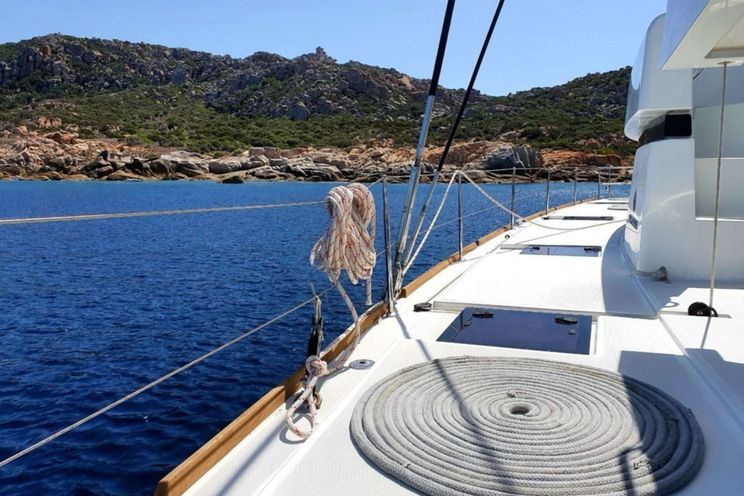 Charter Yacht SÉRÉNITÉ - Lagoon 52 - 4 Cabins - Marseille - Cannes - Monaco - St Tropez - French Riviera