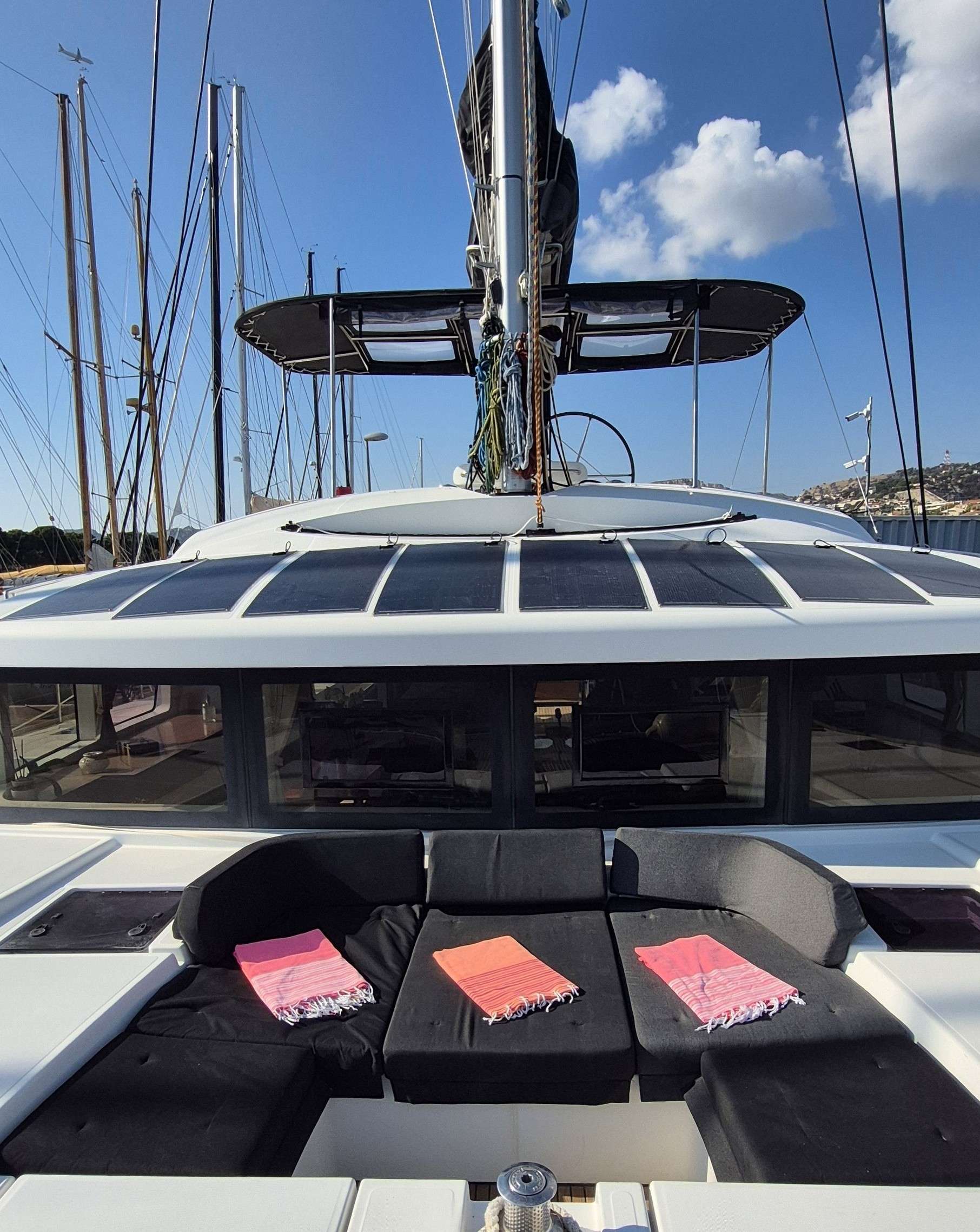 Charter Yacht SÉRÉNITÉ - Lagoon 52 - 4 Cabins - Marseille - Cannes - Monaco - St Tropez - French Riviera