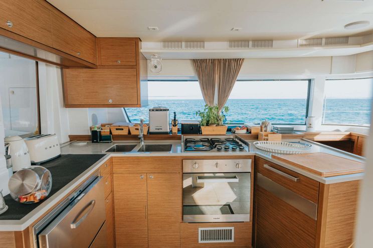 Charter Yacht SÉRÉNITÉ - Lagoon 52 - 4 Cabins - Marseille - Cannes - Monaco - St Tropez - French Riviera