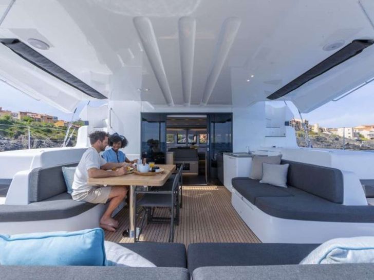 ARANEL Lagoon 51 - aft deck ARANEL Lagoon 51 - aft deck