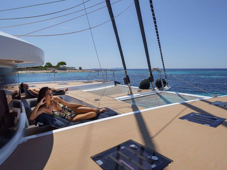 PALOMA Lagoon Sixty 5 - Foredeck PALOMA Lagoon Sixty 5 - Foredeck