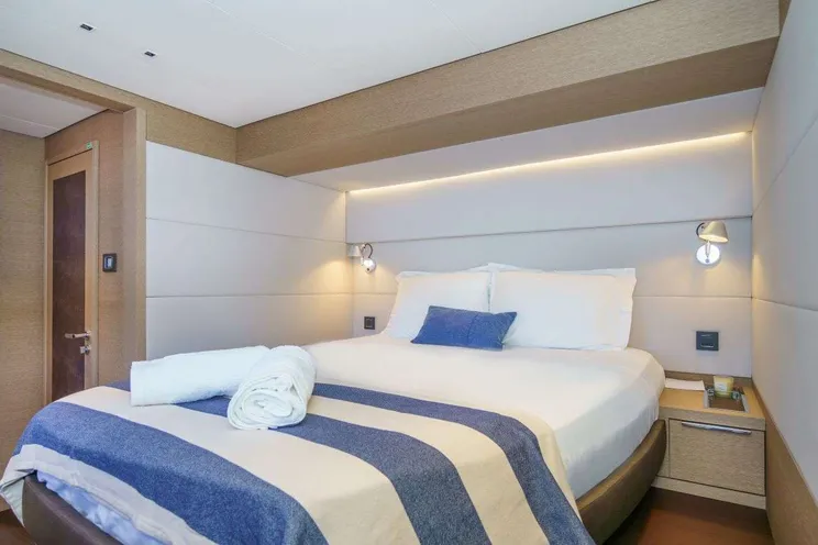 Charter Yacht PALOMA - Lagoon Sixty 4 - 4 Cabins - Tortola - Anegada - Virgin Gorda - BVI