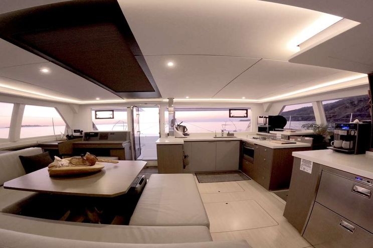 Charter Yacht LIQUID COCONUT - Leopard 45 - 3 Cabins - Maldives - Male - Indian Ocean