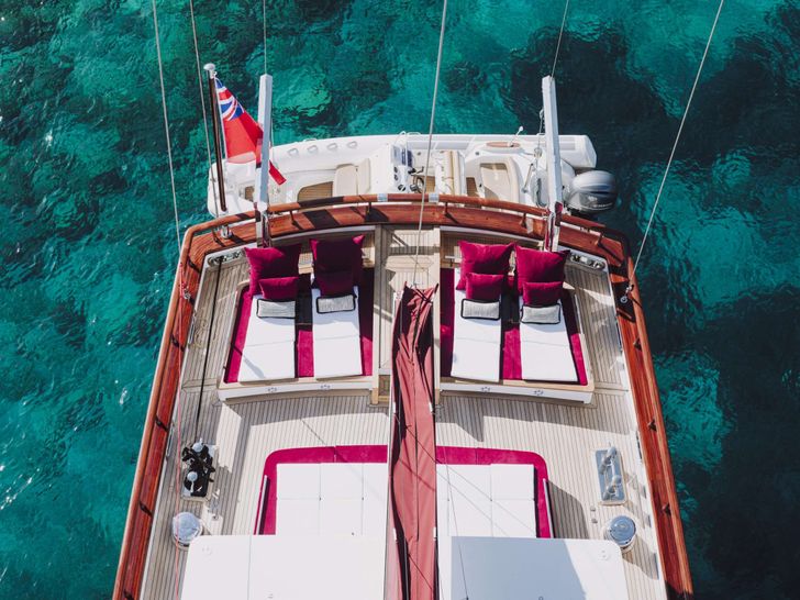 THAT'S AMORE Bodrum Shipyard 42m - sun deck sun beds THAT'S AMORE Bodrum Shipyard 42m - sun deck sun beds