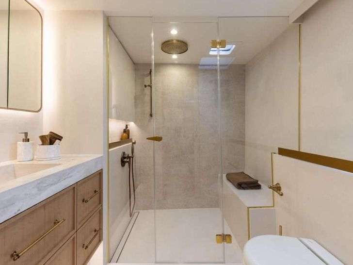 Master Bathroom Master Bathroom