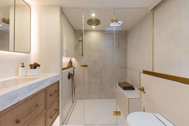 Charter Yacht SPICE OF LIFE - Sunreef 60 - 3 Cabins - Athens - Mykonos - Paros - Cyclades - Greece