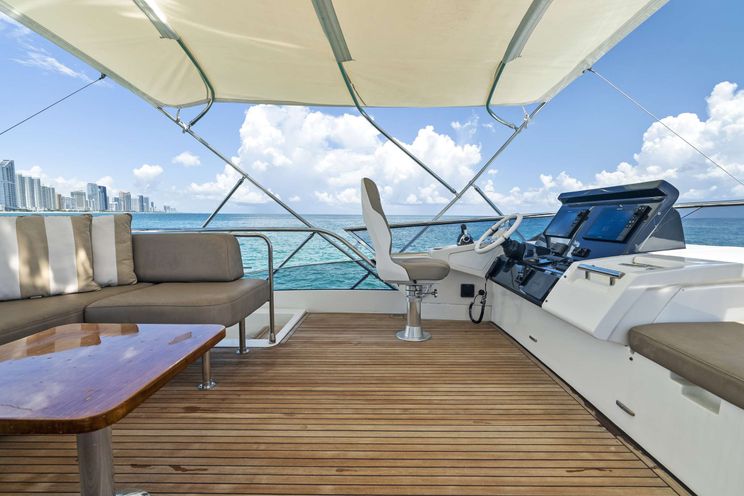 Charter Yacht FANTASTIC - Azimut 77S - 4 Cabins - Miami - Florida East Coast - USA