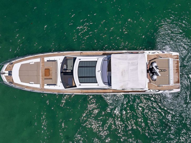 FANTASTIC Azimut 77S - top aerial shot FANTASTIC Azimut 77S - top aerial shot