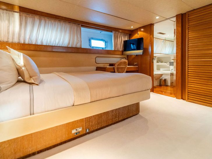 SEA LADY II W.A Souter&Son 41m - VIP cabin 2 SEA LADY II W.A Souter&Son 41m - VIP cabin 2
