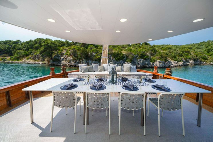 Charter Yacht GREEN RAY - Custom 28m - 6 Cabins - Split - Dubrovnik - Hvar - Trogir - Croatia