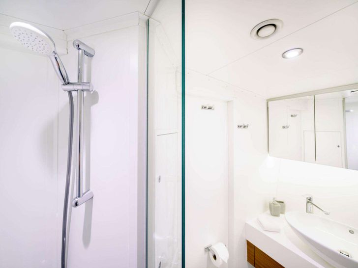 GREEN RAY Custom Gulet 28m - twin cabin bathroom GREEN RAY Custom Gulet 28m - twin cabin bathroom