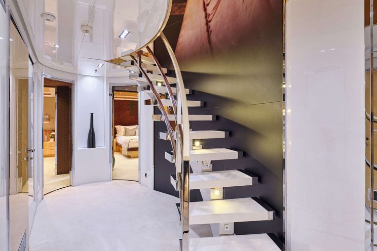 Charter Yacht LA PELLEGRINA 1 - Couach 5000 Fly - 6 Cabins - Athens - Mykonos - Paros - Cyclades - Greece