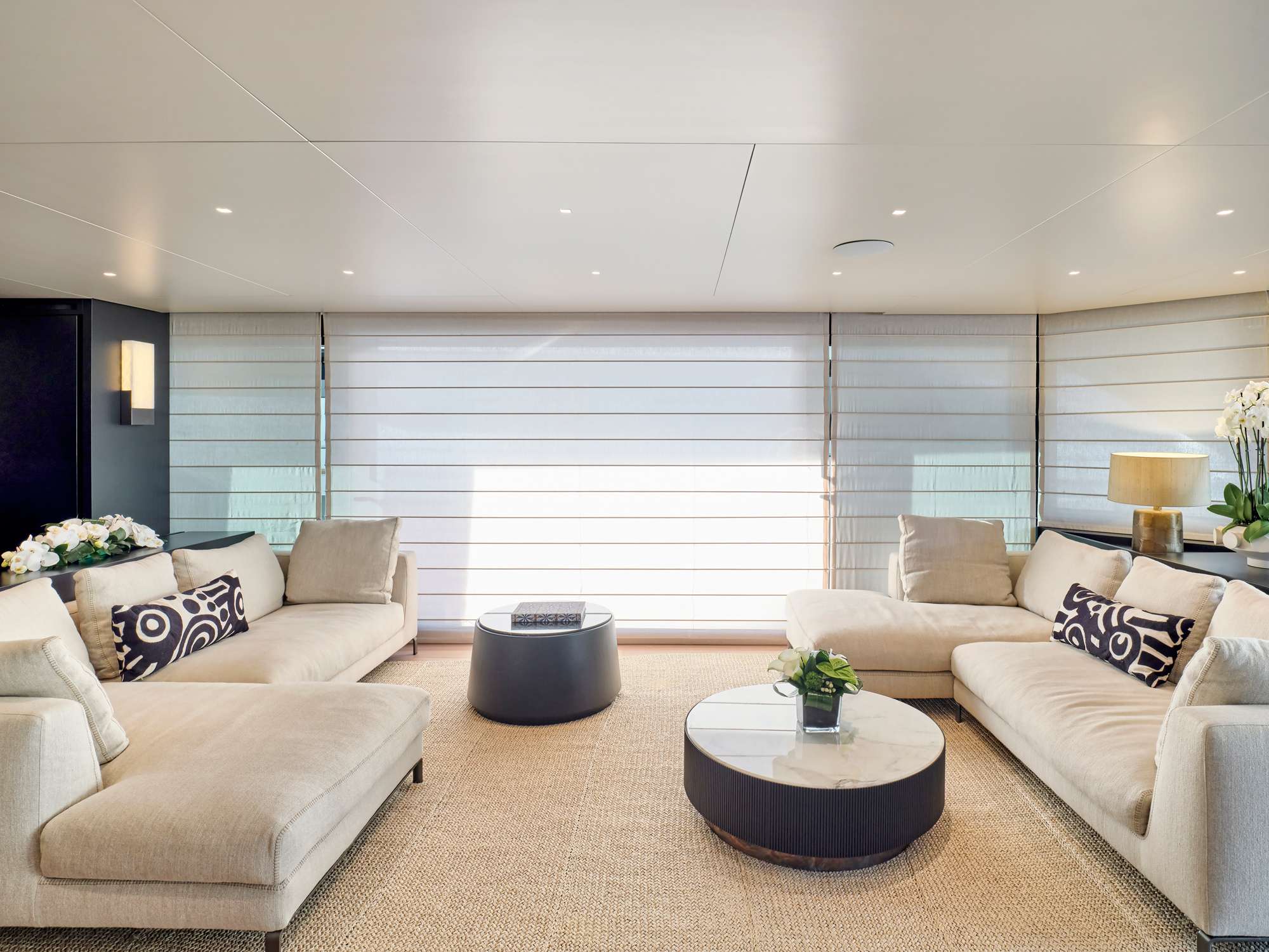 MARY Sanlorenzo SL106 - saloon lounge