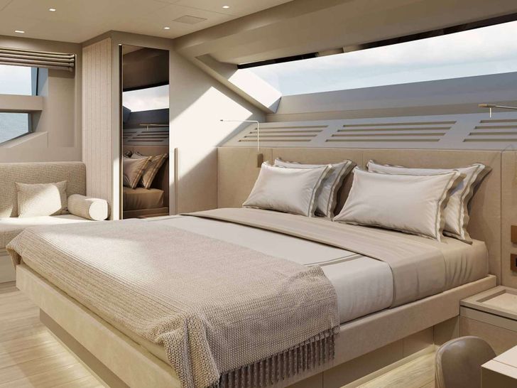 MARY Sanlorenzo SL106 - master cabin bed MARY Sanlorenzo SL106 - master cabin bed