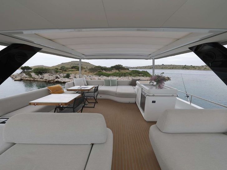 MASTERMIND Lagoon Sixty 7 - flybridge MASTERMIND Lagoon Sixty 7 - flybridge