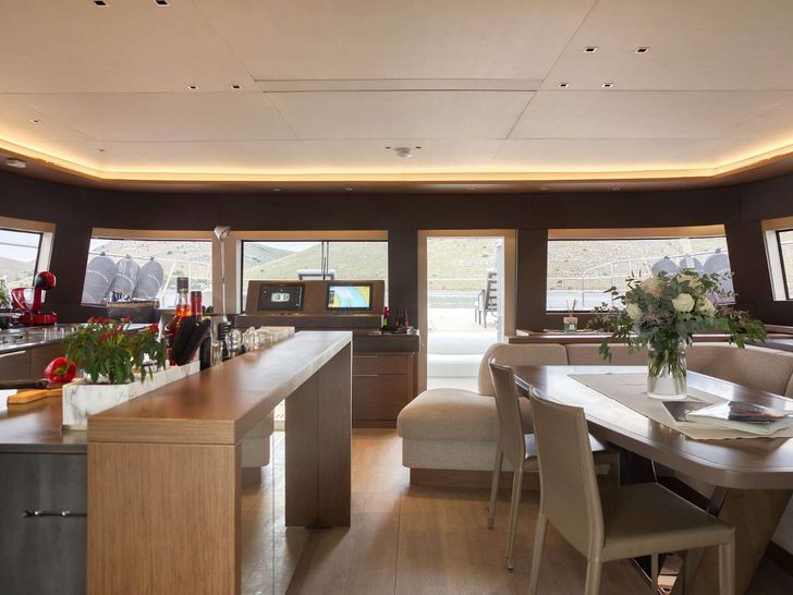 MASTERMIND Lagoon Sixty 7 - interior MASTERMIND Lagoon Sixty 7 - interior