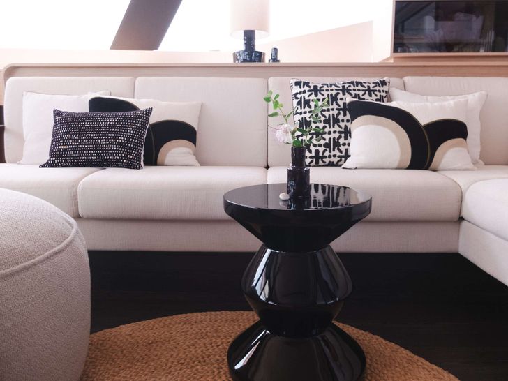 SOLOMAR Fountaine Pajot Pajot Samana 59 - Lounge Seating SOLOMAR Fountaine Pajot Pajot Samana 59 - Lounge Seating