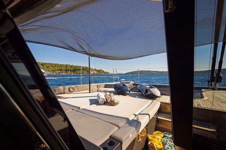 Charter Yacht AHALYA - Sunreef 60 - 4 Cabins - Split - Dubrovnik - Hvar - Croatia
