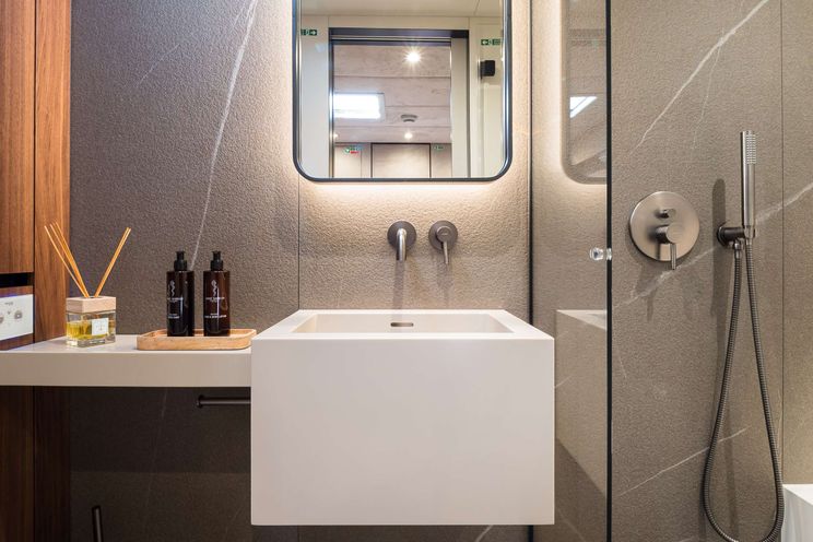 Charter Yacht AHALYA - Sunreef 60 - 4 Cabins - Split - Dubrovnik - Hvar - Croatia