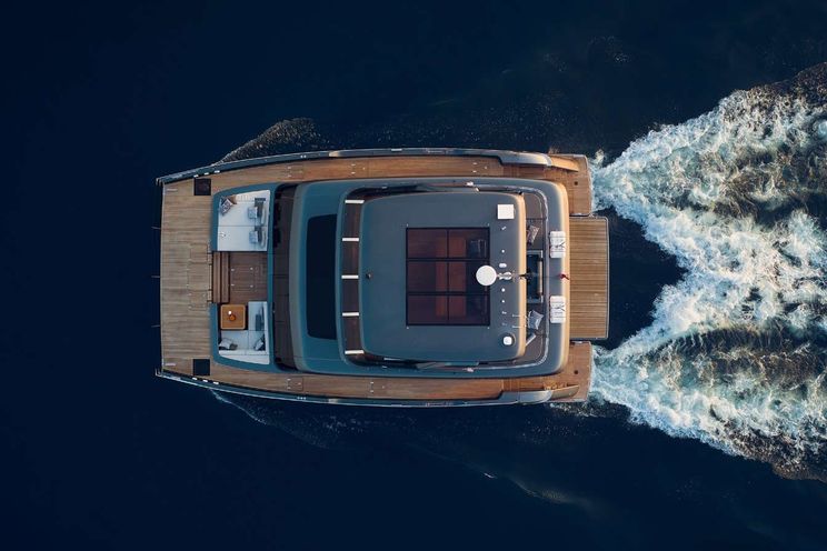 Charter Yacht ARCHIPELAGO III - Sunreef 60 Power - 4 Cabins - Nassau - Exumas - Bahamas