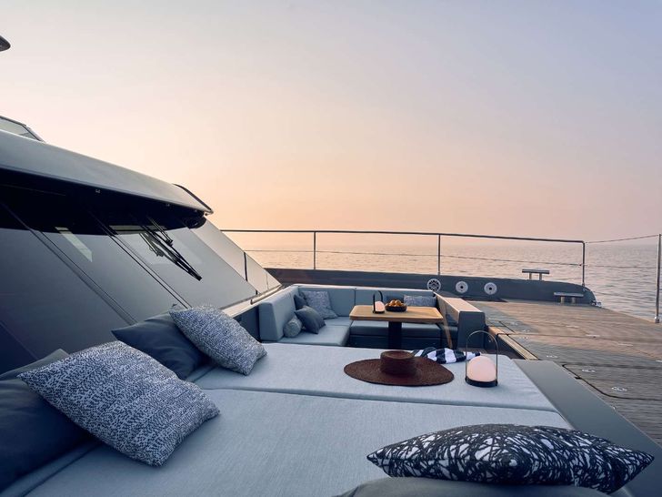 ARCHIPELAGO III Sunreef 60 Power - Foredeck ARCHIPELAGO III Sunreef 60 Power - Foredeck