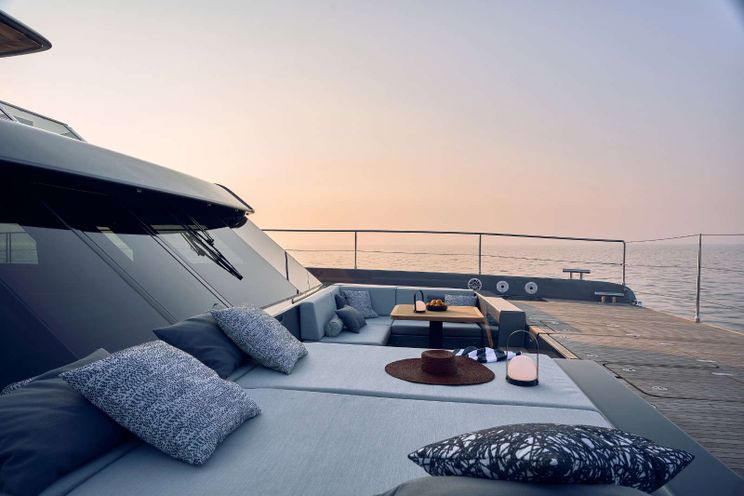 Charter Yacht ARCHIPELAGO III - Sunreef 60 Power - 4 Cabins - Nassau - Exumas - Bahamas