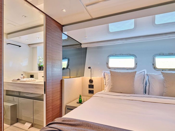 AKASTI Sanlorenzo SL86 - VIP cabin 2 AKASTI Sanlorenzo SL86 - VIP cabin 2