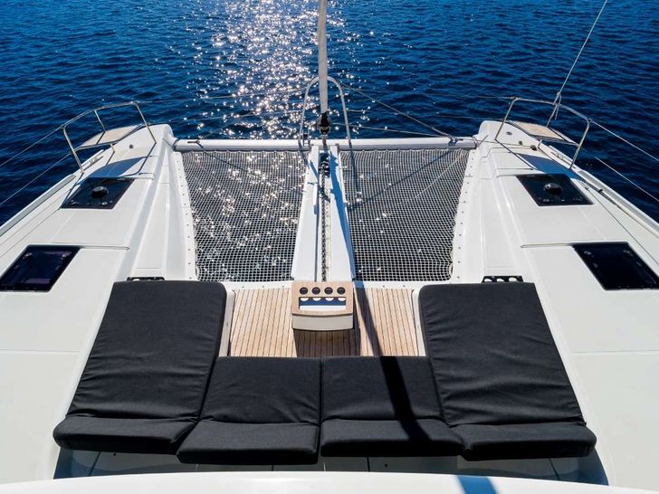 CATWALK Lagoon 51 - foredeck CATWALK Lagoon 51 - foredeck