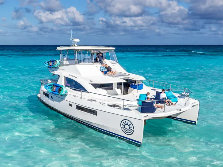 SOUTHERN SKY Leopard 51 - Starboard Profile SOUTHERN SKY Leopard 51 - Starboard Profile