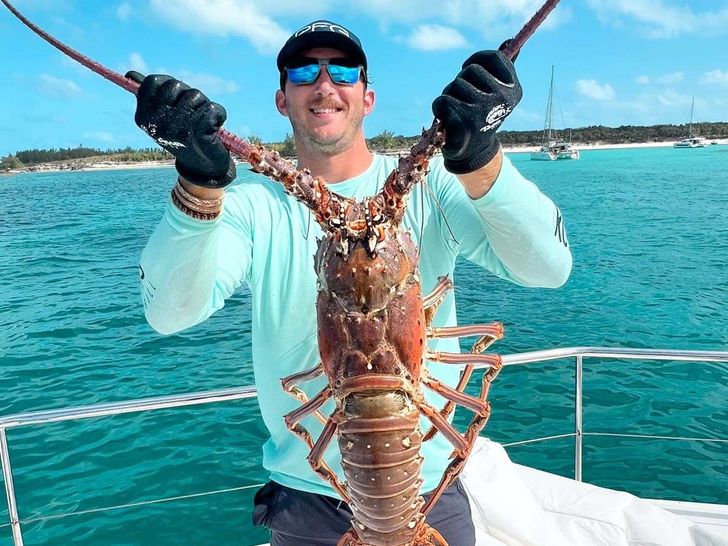 SOUTHERN SKY Leopard 51 - Lobster SOUTHERN SKY Leopard 51 - Lobster