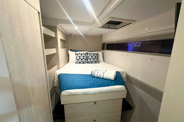Charter Yacht SOUTHERN SKY - Leopard 51 - 3 Cabins - Nassau - Staniel Cay - Exumas - Bahamas