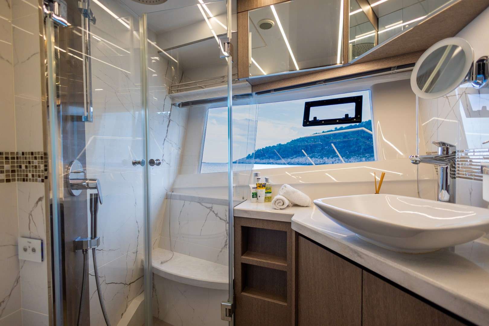 Charter Yacht PARADISE - Galeon 680 Fly - 4 Cabins - Kotor - Tivat - Budva - Montenegro - Croatia