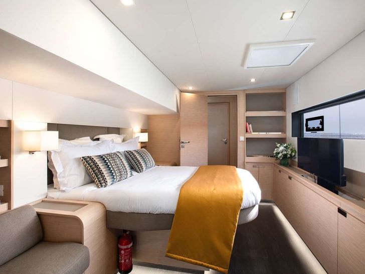 ARMEN MASTER CABIN ARMEN MASTER CABIN