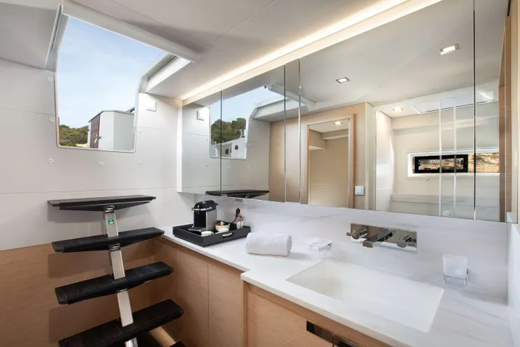 Charter Yacht ARMEN - Fountaine Pajot Samana 59 - 4 Cabins - Palma - Mallorca - Ibiza - Spain