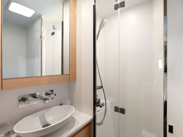 ARMEN GUESTS BATHROOM ARMEN GUESTS BATHROOM