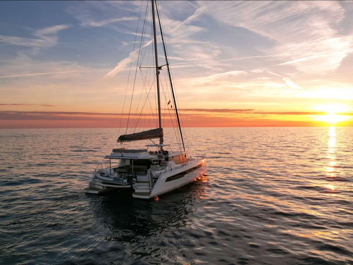 SOLAIA Leopard 50 - under the sunset SOLAIA Leopard 50 - under the sunset