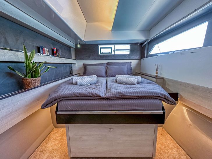 SOLAIA Leopard 50 - master cabin SOLAIA Leopard 50 - master cabin