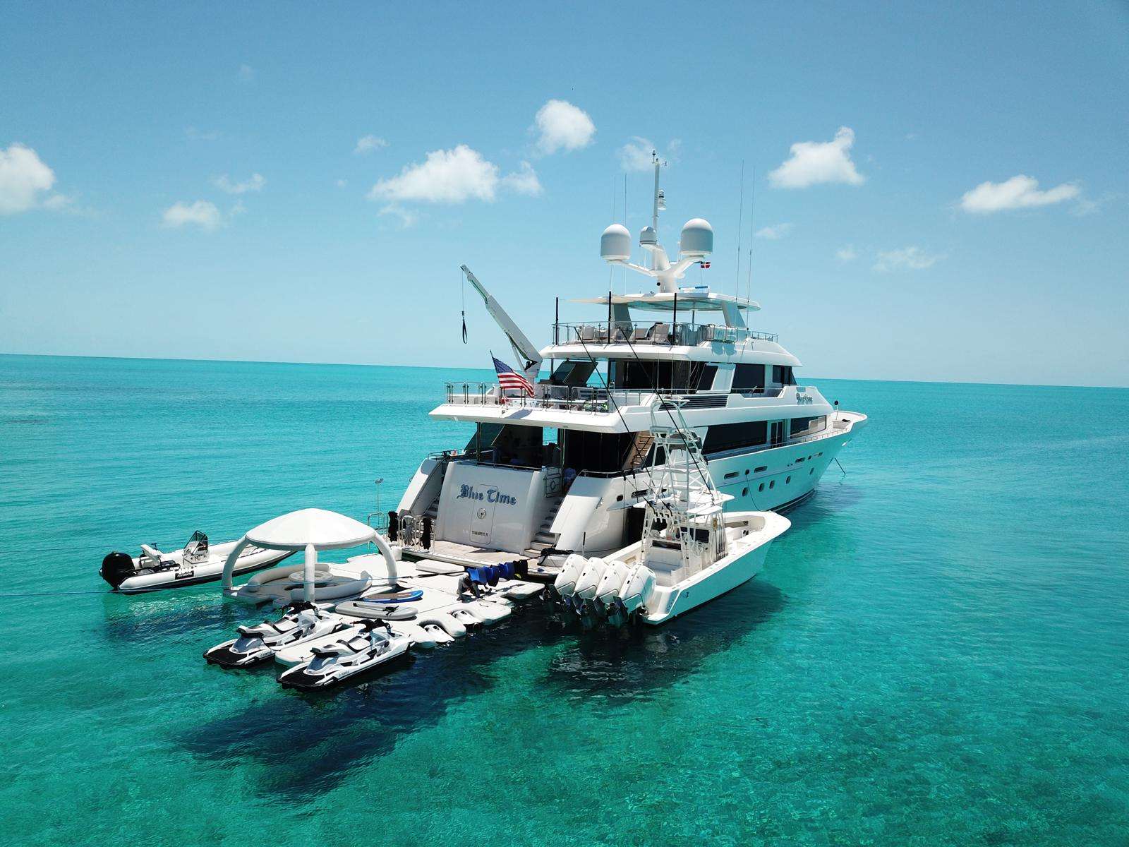 BLUE TIME - Westport 130 - 5 Cabins - Nassau - Exumas - Bahamas