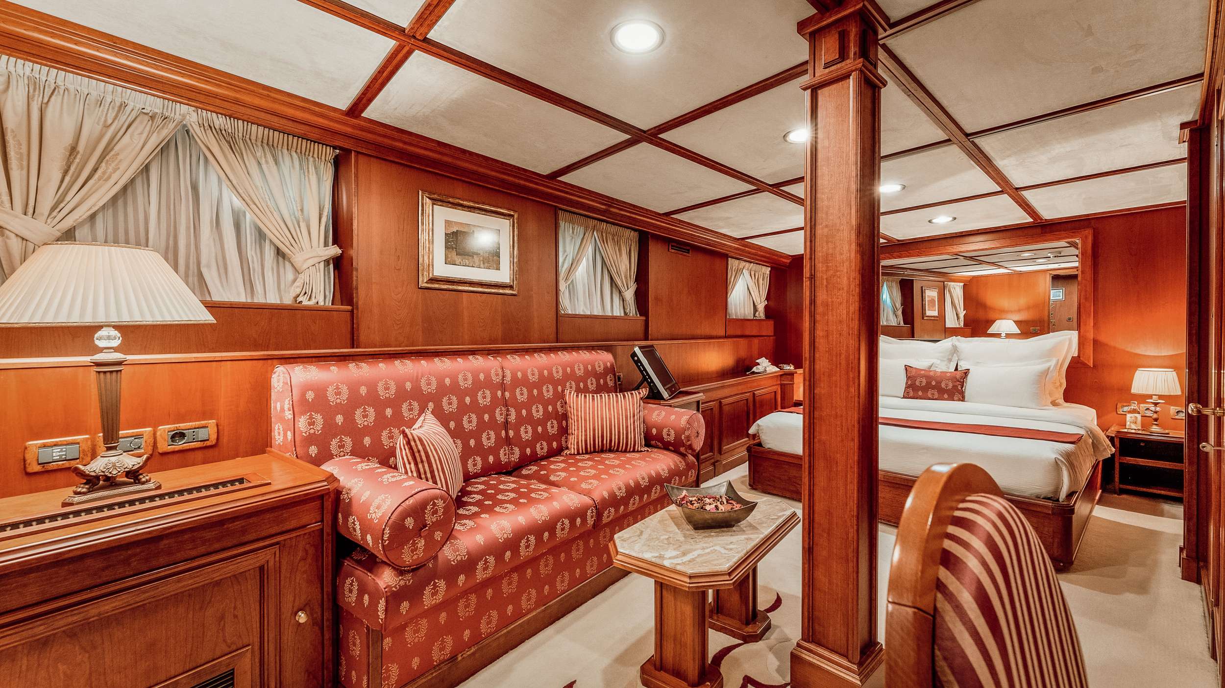 SEAGULL II Uljanik 50m - master cabin