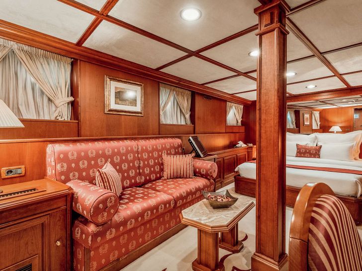 SEAGULL II Uljanik 50m - master cabin SEAGULL II Uljanik 50m - master cabin