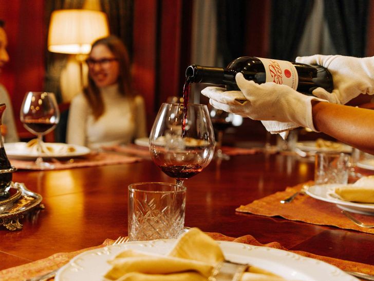 SEAGULL II Uljanik 50m - guests enjoying a hearty dinner SEAGULL II Uljanik 50m - guests enjoying a hearty dinner