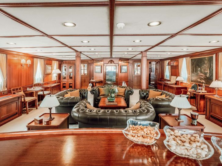 SEAGULL II Uljanik 50m - sky lounge SEAGULL II Uljanik 50m - sky lounge