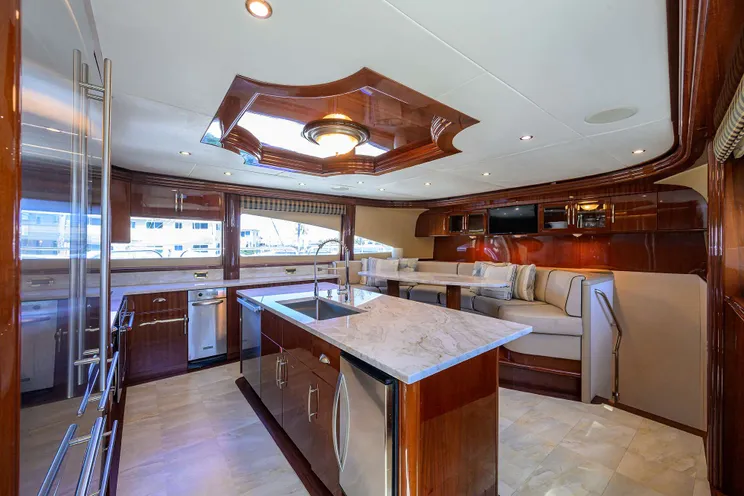 Charter Yacht LADY KRISTINA - Lazzara 112 - 5 Cabins - Nassau - Exumas - Bahamas